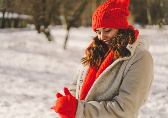 Kurtki i płaszcze przejściowe. Jaki krój kurtek będzie modny w tym sezonie?