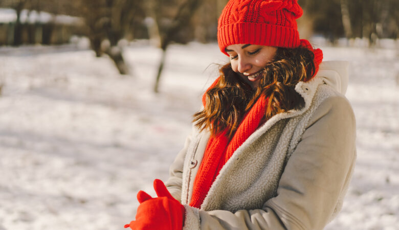 Kurtki i płaszcze przejściowe. Jaki krój kurtek będzie modny w tym sezonie?